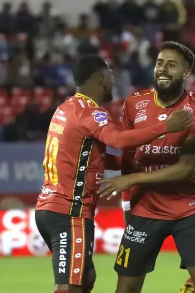 Stalin Morocho, jugador del Deportivo Cuenca, sancionado y detenido tras dar positivo en alcoholemia