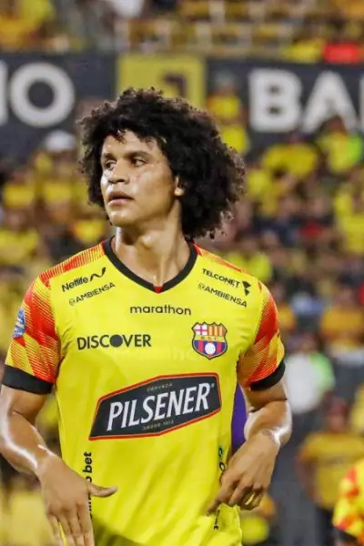 Barcelona SC busca propuesta de compra y no extenderá préstamo de Eduard Bello a Universidad Católica