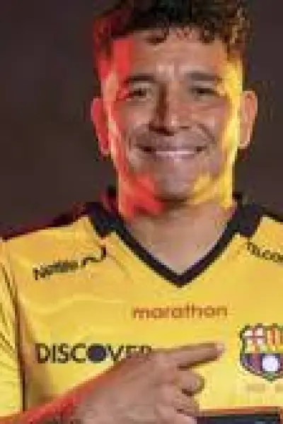 Barcelona anuncia el retiro del número 2