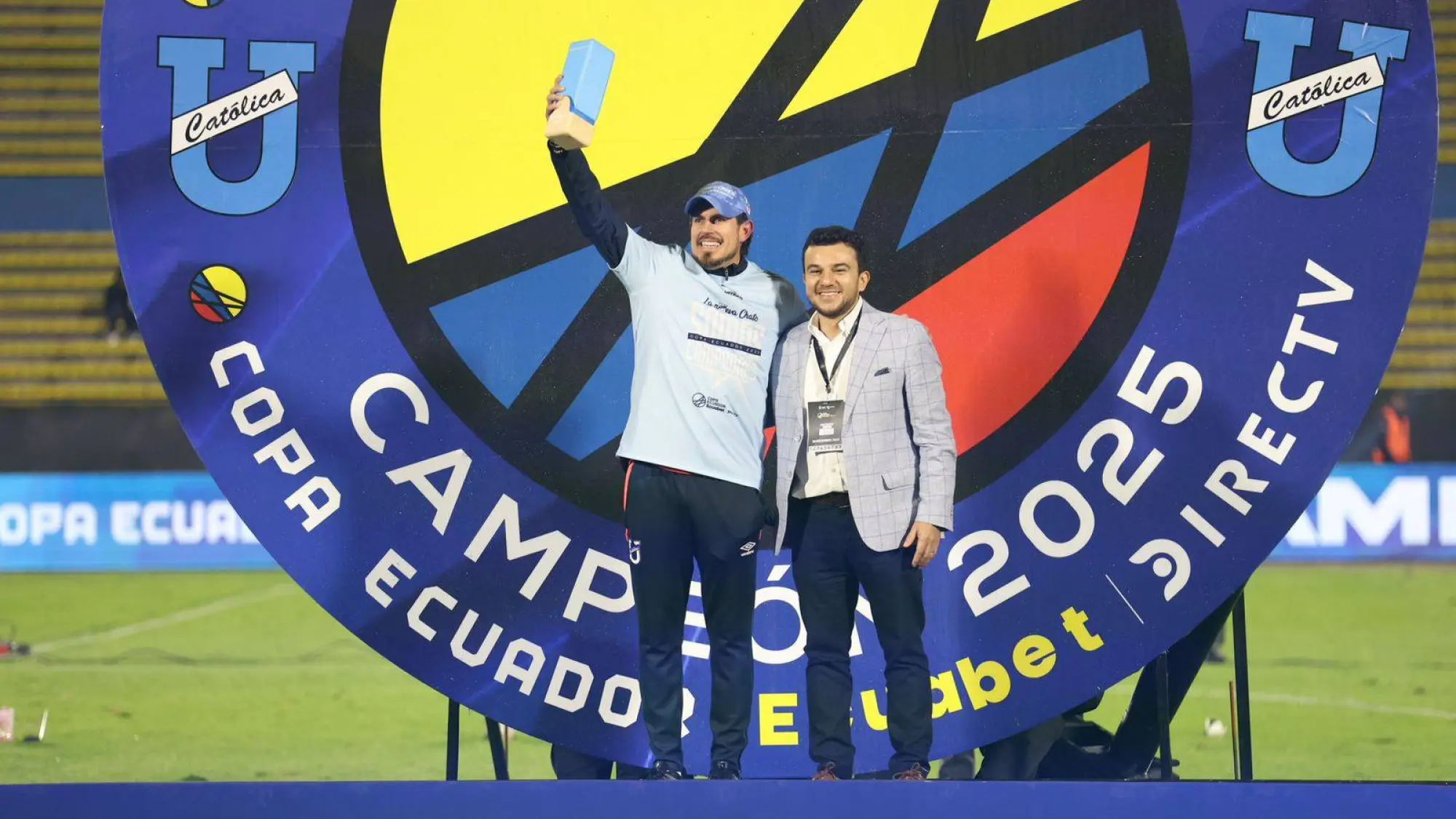 Diego Martínez en la celebración tras ganar la Copa Ecuador. , API