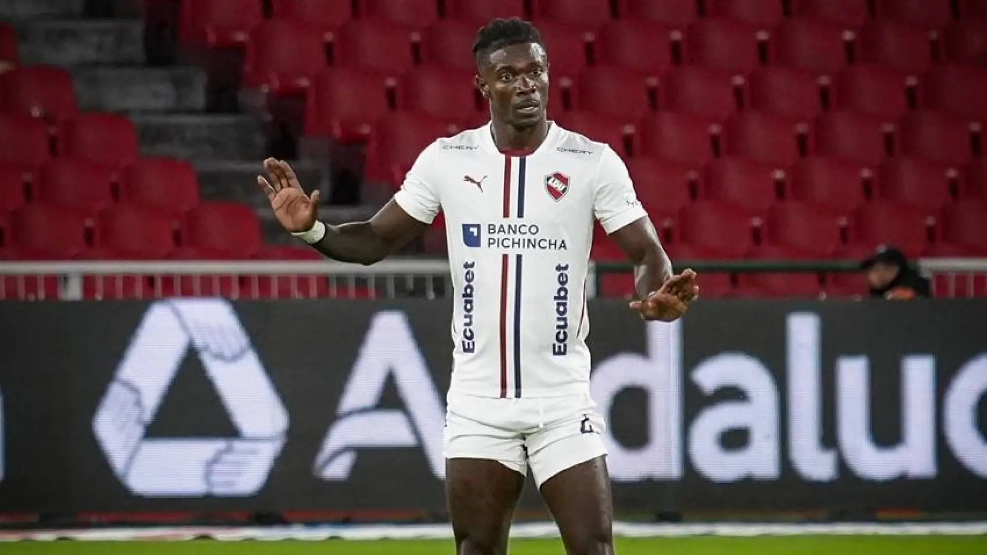 Ricardo Adé ya piensa en el último partido de LigaPro ante Universidad Católica., API