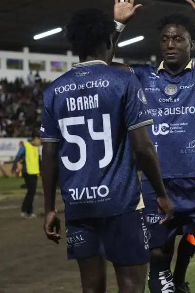 Cuenca Juniors asegura su lugar en la Serie B con una contundente goleada