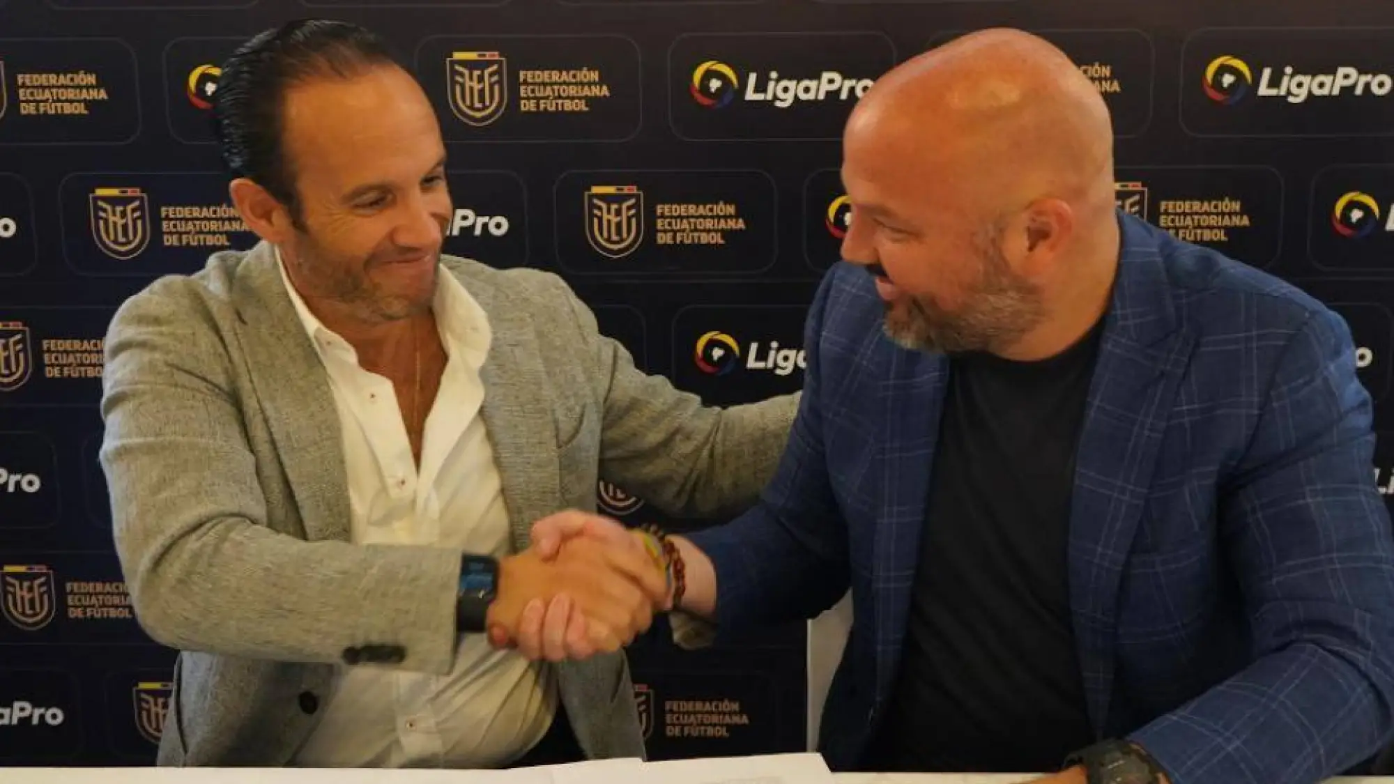 Francisco Egas y Miguel Ángel Loor, redes