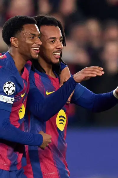 El Barça revive en Champions con una victoria 2-1 ante Frankfurt gracias a un doblete Koundé