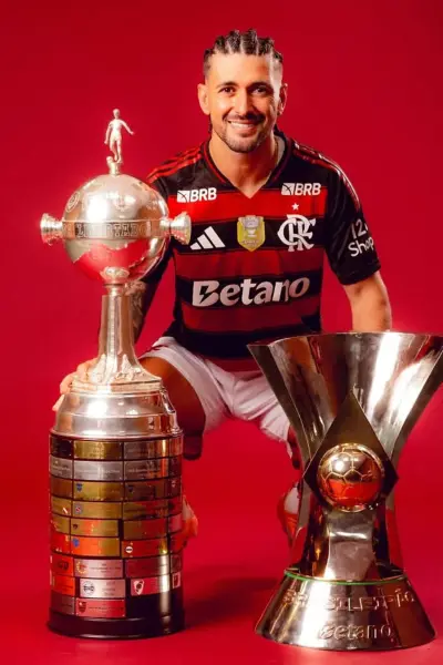 Giorgian de Arrascaeta se consagra como el mejor futbolista de América 2025