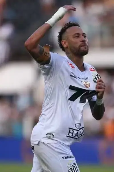 Neymar seguirá en Santos