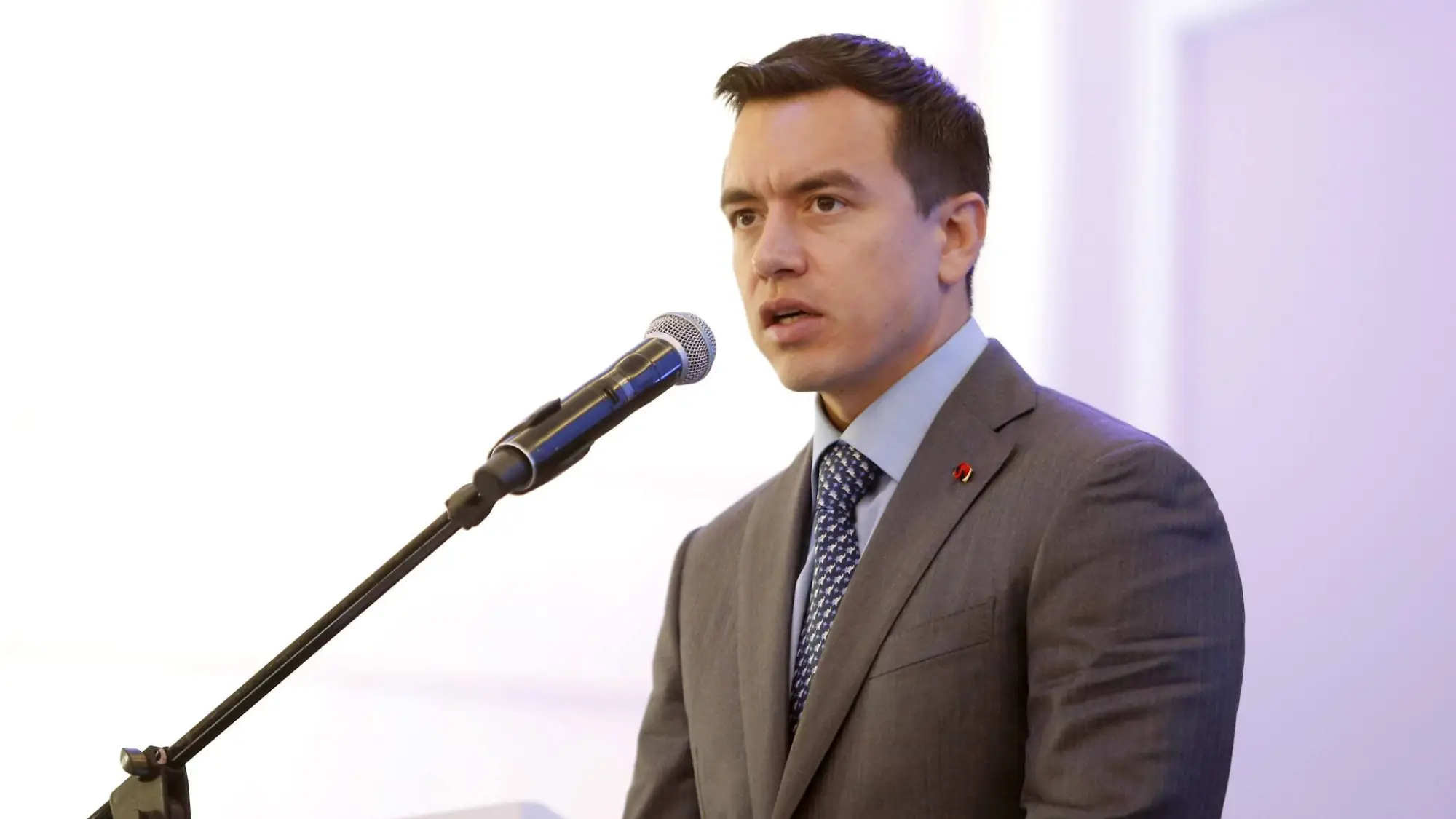 Daniel Noboa , Redes