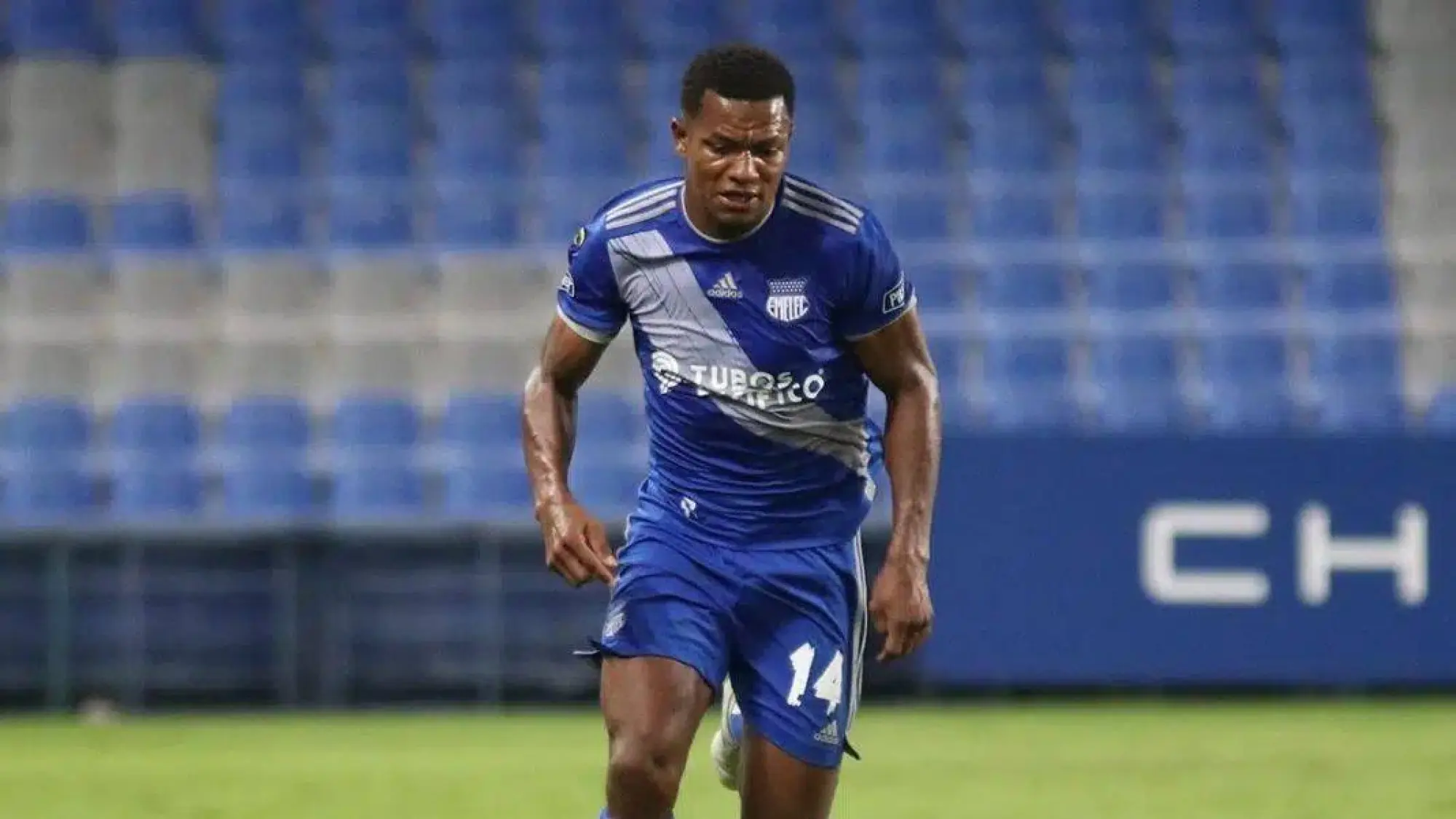 Romario Caicedo cumplirá 10 años en Emelec., API