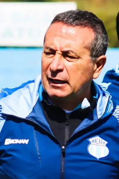 Macará ratifica su proyecto deportivo y renueva a Guillermo Sanguinetti para la temporada 2026