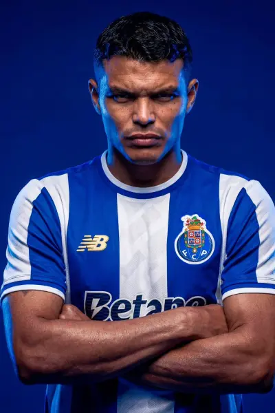 Oficial: Thiago Silva vuelve a Europa y refuerza al FC Porto a los 41 años