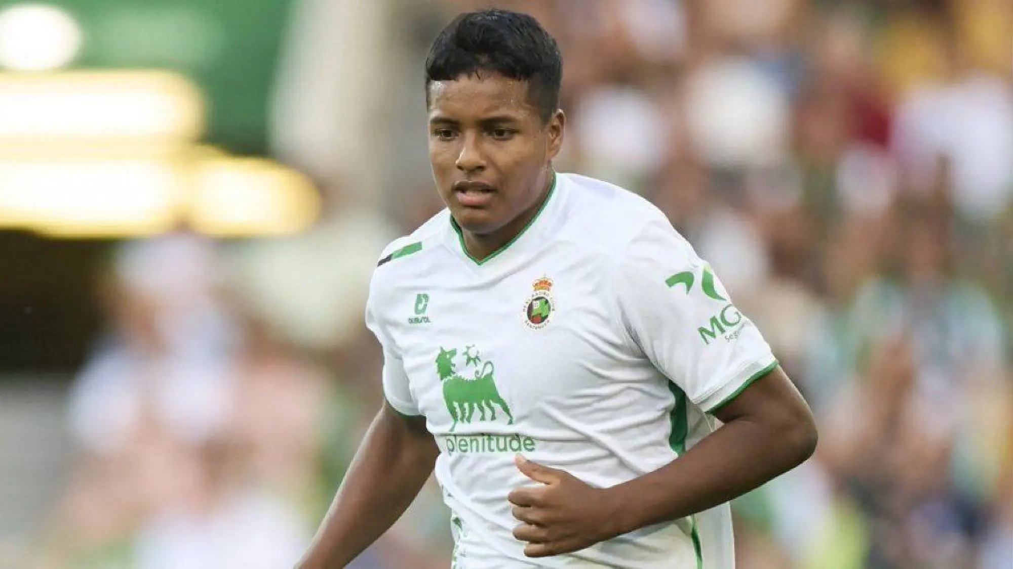 Jeremy Arévalo anotó en el empate ante Racing Santander., Web