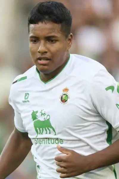 Gol decisivo de Jeremy Arévalo fortalece al Racing Santander y acelera su posible salida a Alemania