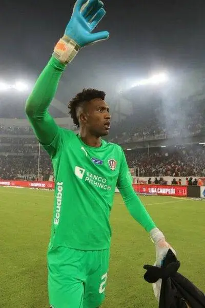 ¿Alexander Domínguez jugará en Aucas? El club responde 