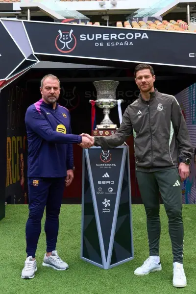 Hansi Flick habló sobre la salida de Xabi Alonso