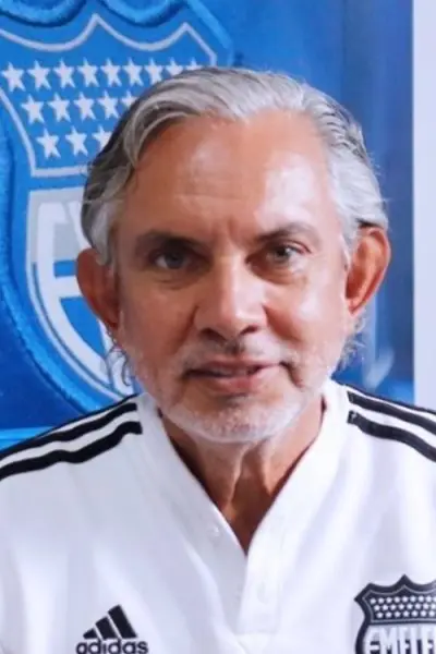 José Pileggi interpuso una acción de protección contra Emelec