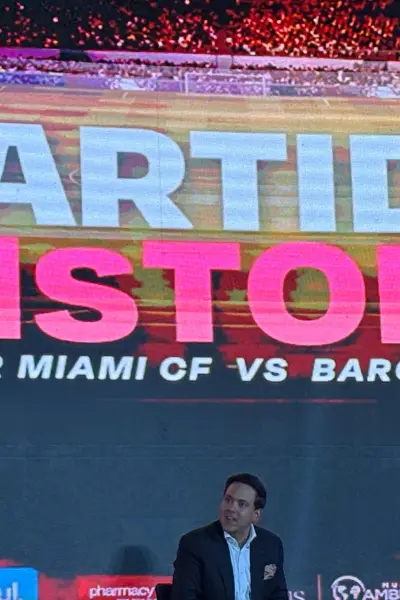 “Hay dos descuentos”, afirma el organizador del partido de la historia