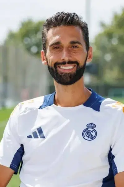 OFICIAL: Álvaro Arbeloa nuevo DT del Real Madrid