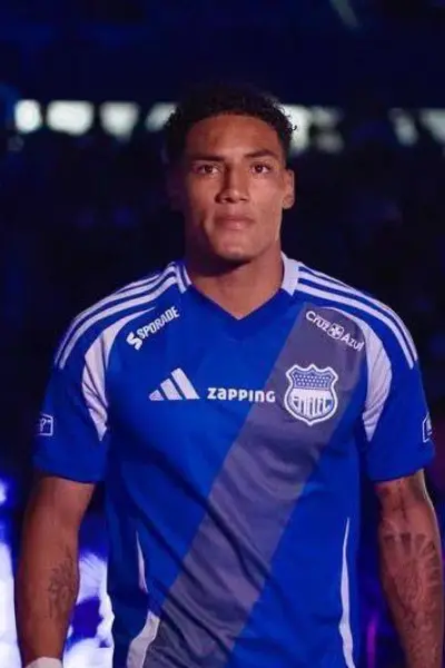 “Mi salida es por problemas dirigenciales”, afirma Ronny Borja