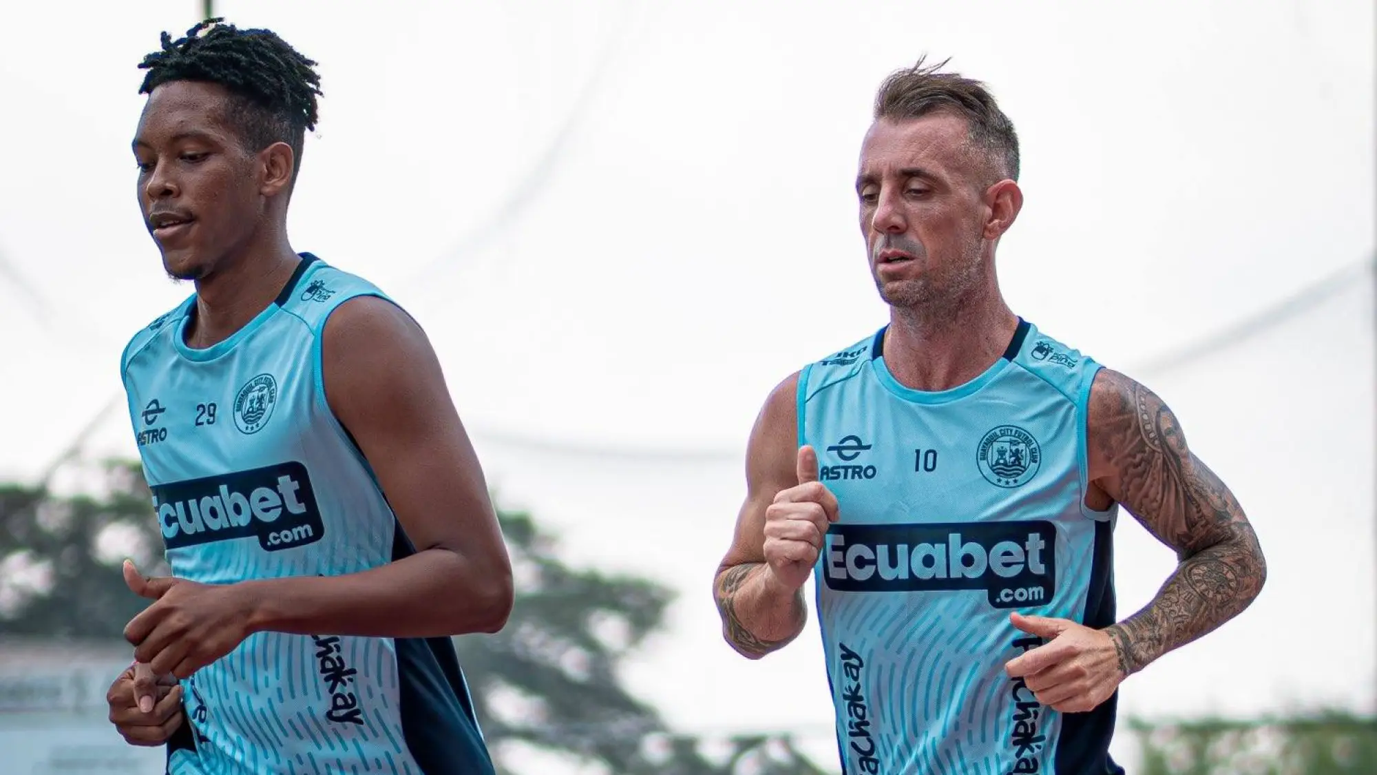 Guayaquil City, Redes