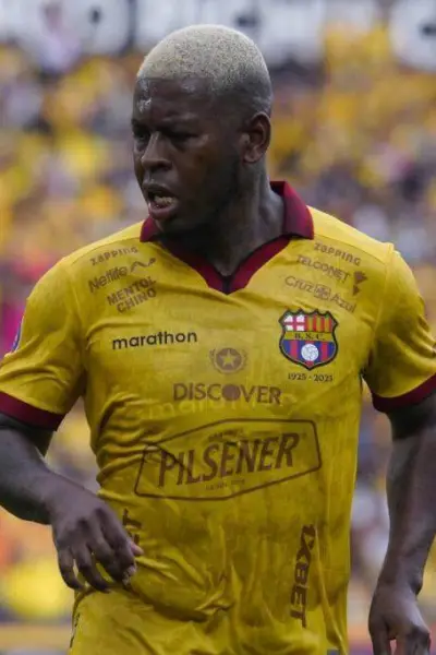 Gabriel Cortez demanda a Barcelona SC ante la FEF y no seguirá en el club en 2026