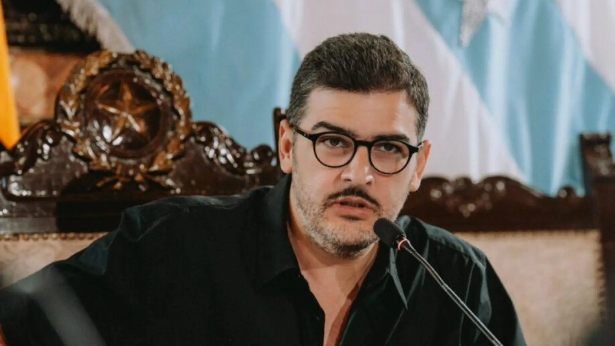 Aquiles Alvarez, Redes