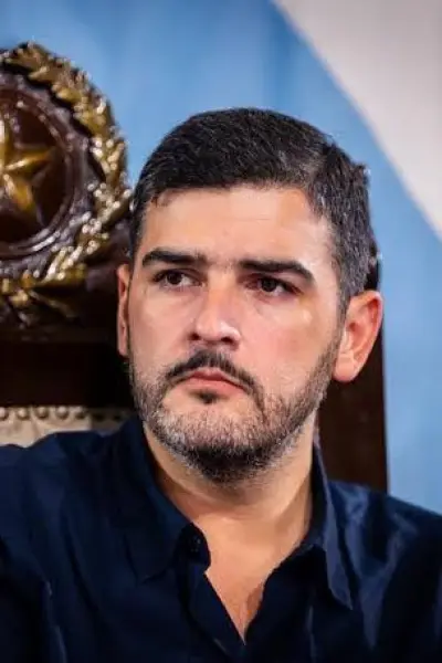 Aquiles Alvarez se refirió al futuro de Ismael Rescalvo