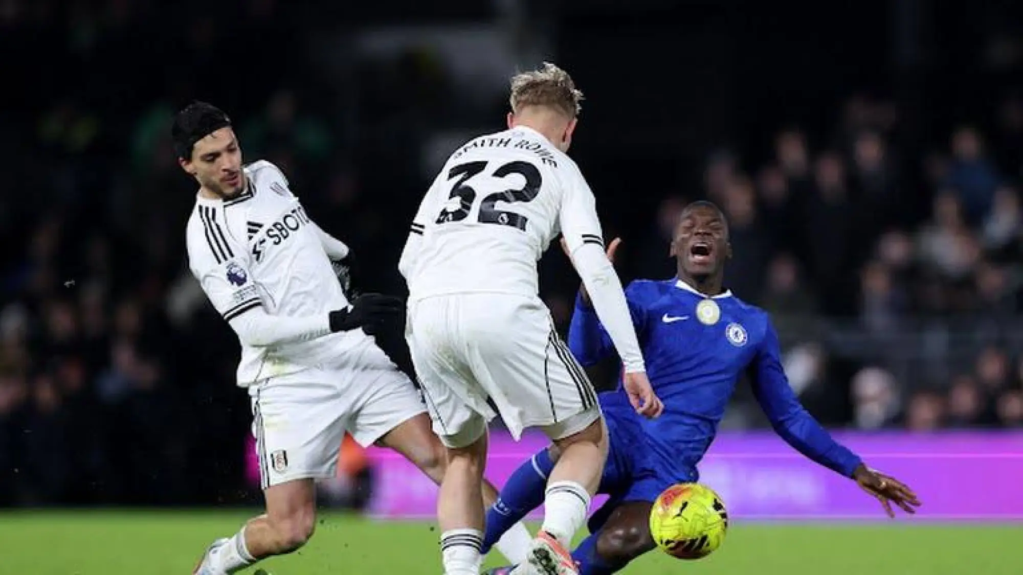 Moisés Caicedo , Redes