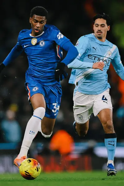 Chelsea rescató un empate a domicilio 