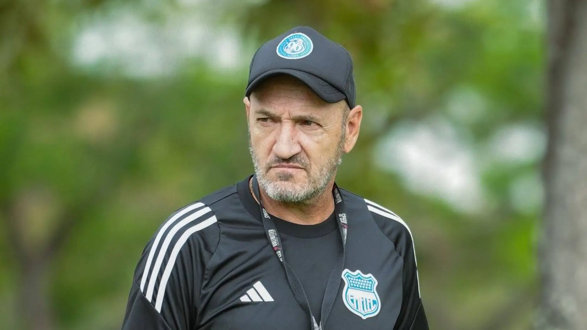 Guillermo Duró , Redes