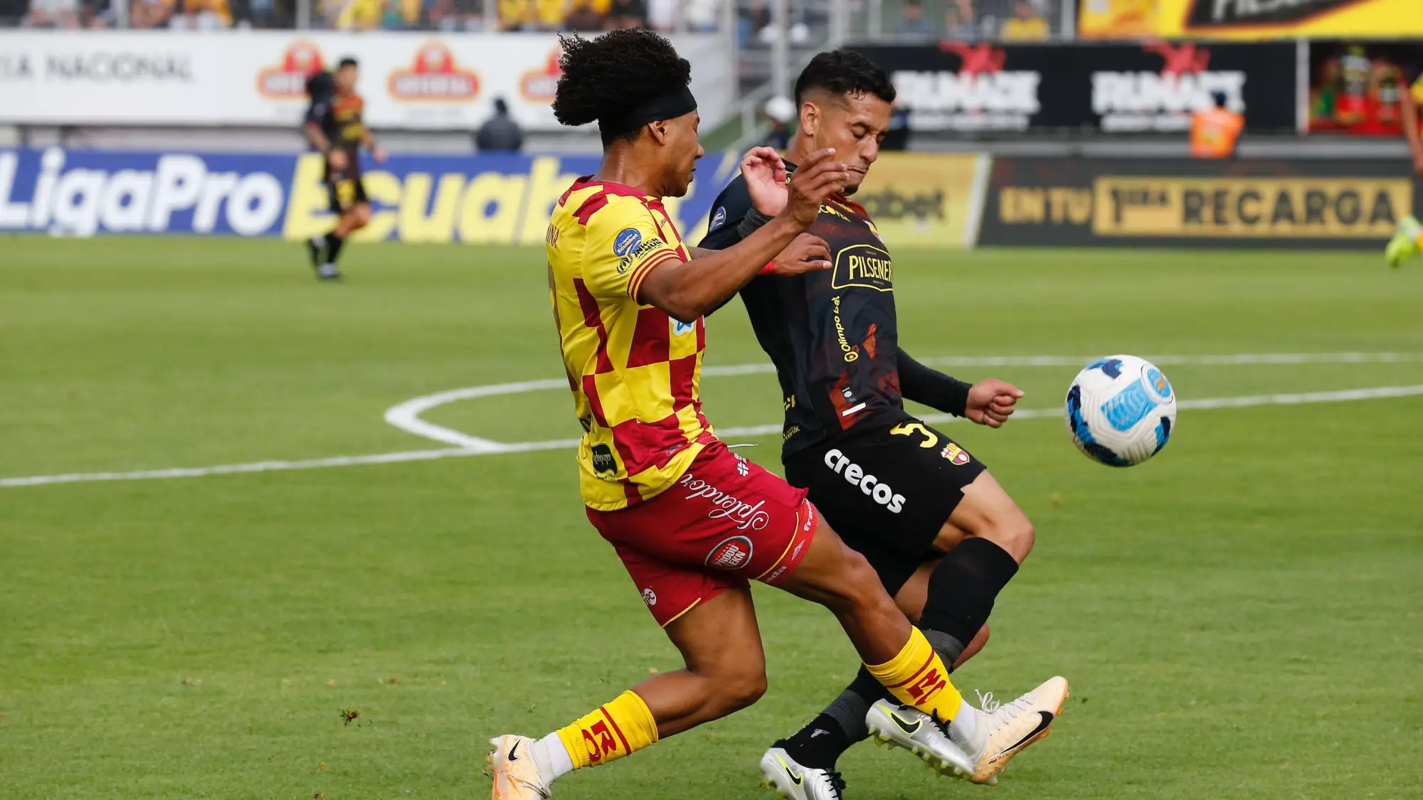 Aucas vs Barcelona, Redes
