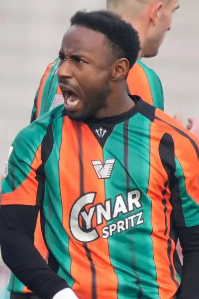 Yeboah volvió a anotar en la victoria del Venezia 5-2 ante Mantova