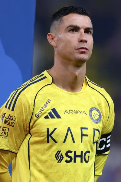 Cristiano Ronaldo planea su despedida del fútbol profesional para 2027