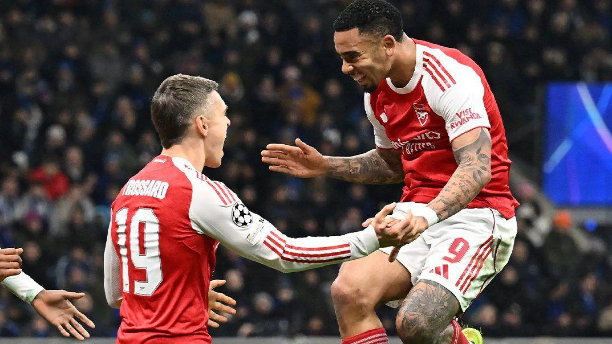 Celebración del gol de Gabriel Jesús., @ChampionsLeague