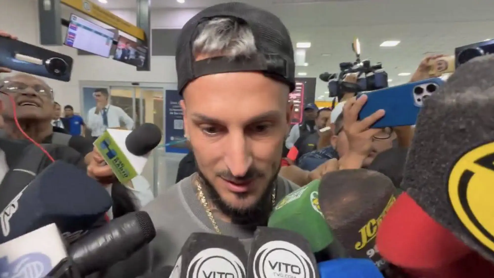 Darío Benedetto está en Guayaquil., Redes