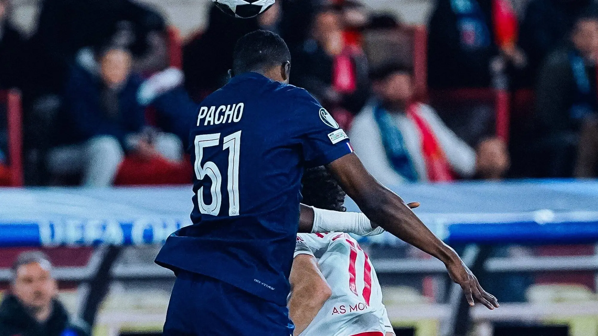 William Pacho vs Mónaco , Redes