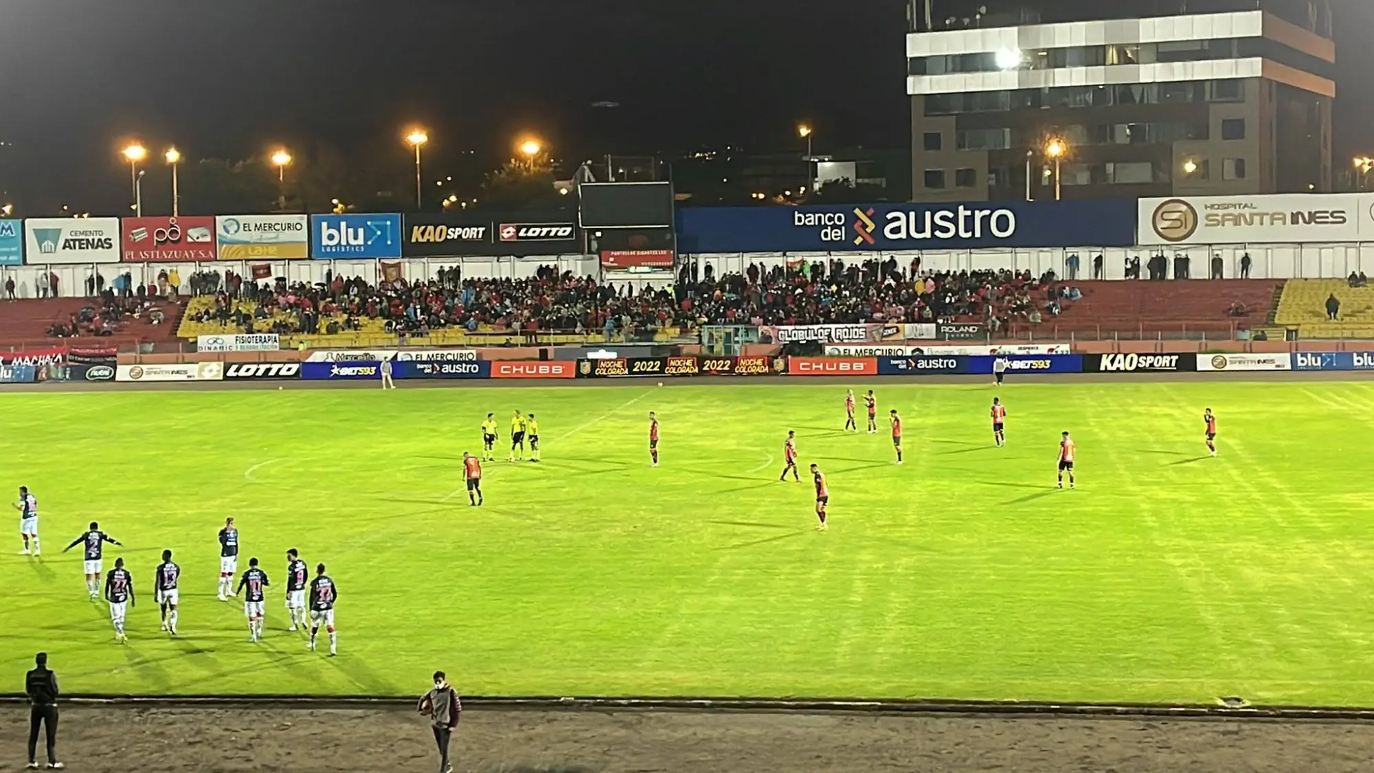 Estadio Alejandro Serrano Aguilar, Redes
