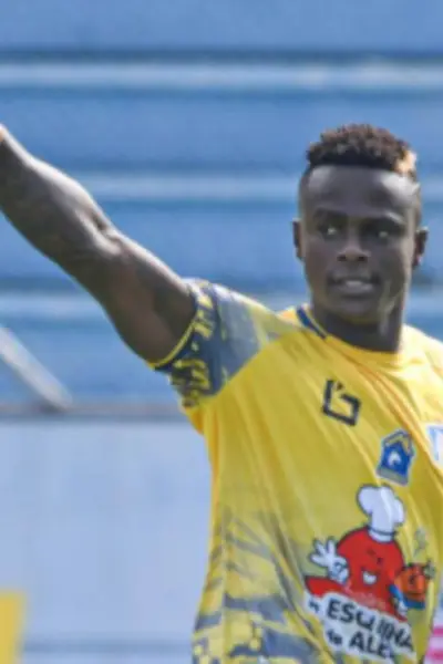 José Angulo se aproxima a un regreso al Manta FC