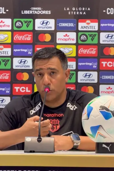 César Farías tras la derrota: “Duele porque llegamos más y nos vamos con las manos vacías”