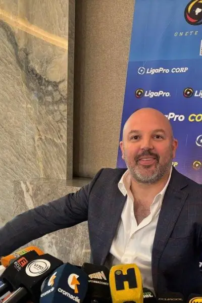 Presidente de LigaPro defiende el cupo de 8 extranjeros en el torneo