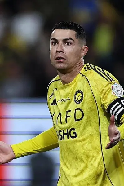 Cristiano Ronaldo causa revuelo al faltar a crucial partido en la liga de Arabia Saudita