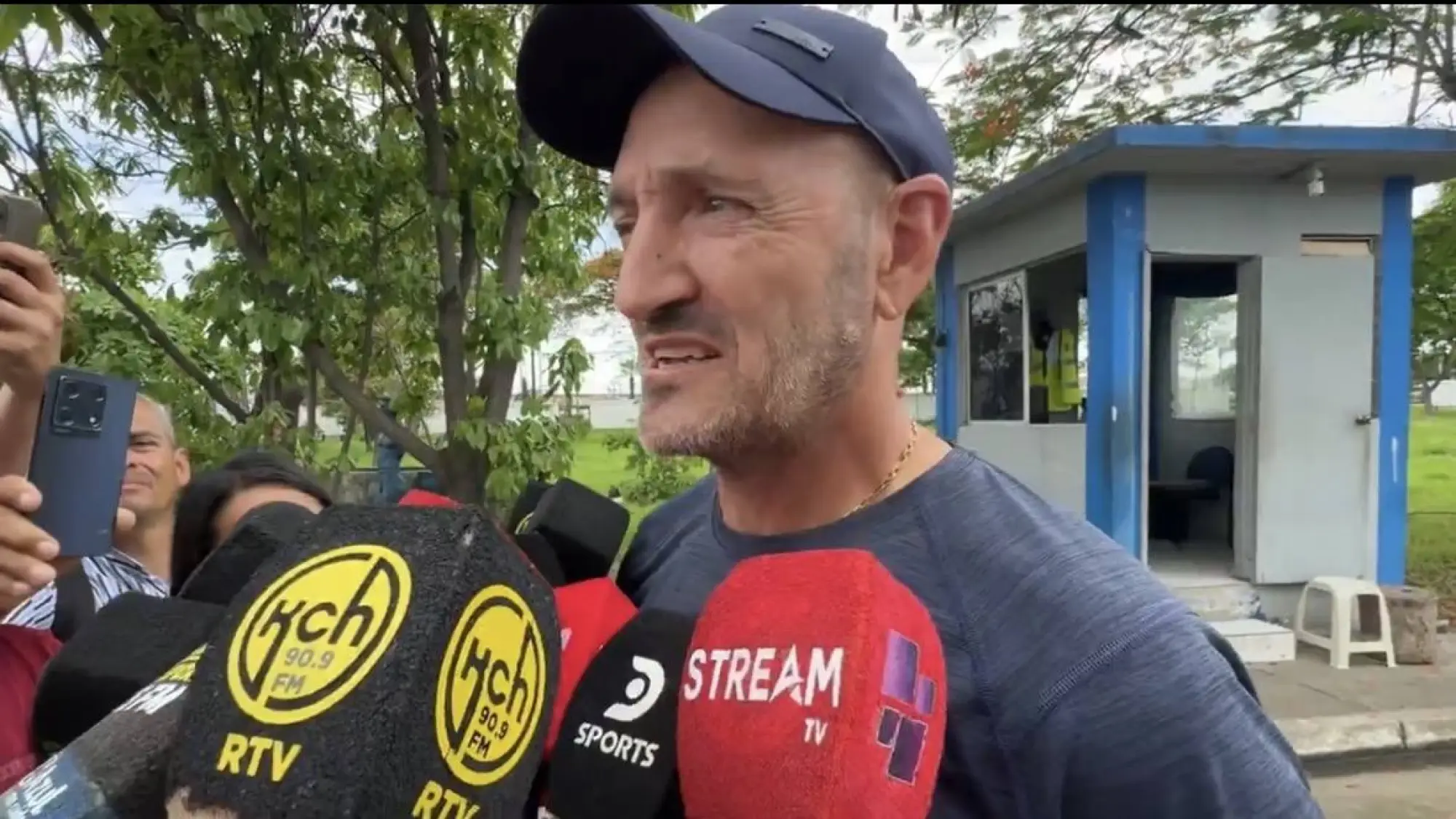 Guillermo Duró , Redes