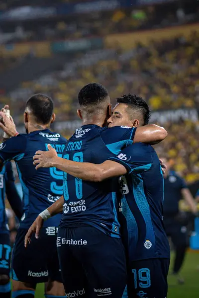 Noche amarilla: Guayaquil City arruinó la presentación de Barcelona 