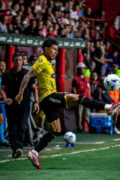 Joao Rojas tras la clasificación en Argentina: “Lo terminamos ganando con carácter”