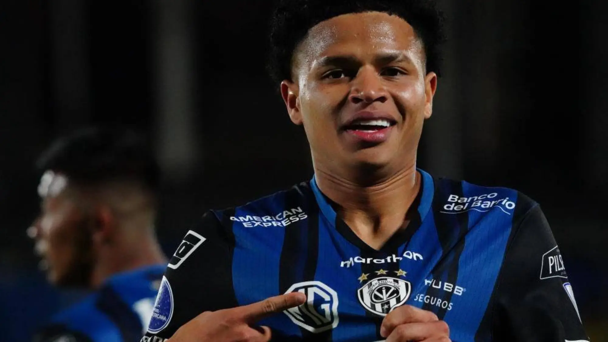 Patrick Mercado jugará en Sevilla., AFP