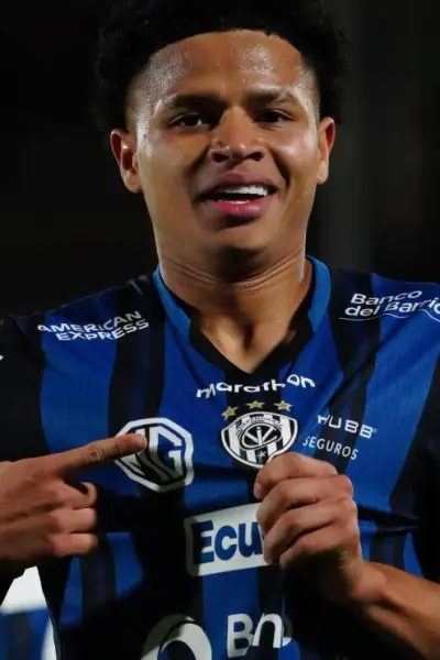 Independiente del Valle confirma acuerdo con Sevilla FC por Patrick Mercado