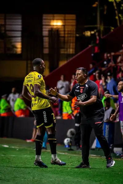 Quiñónez y su gran inicio de año en BSC: “Me siento representado por el profe Farías”