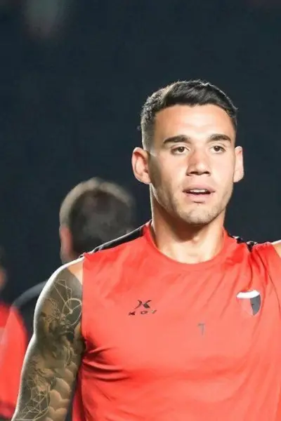 Colón de Argentina amenaza con acciones legales a Emelec por el fichaje de José Neris