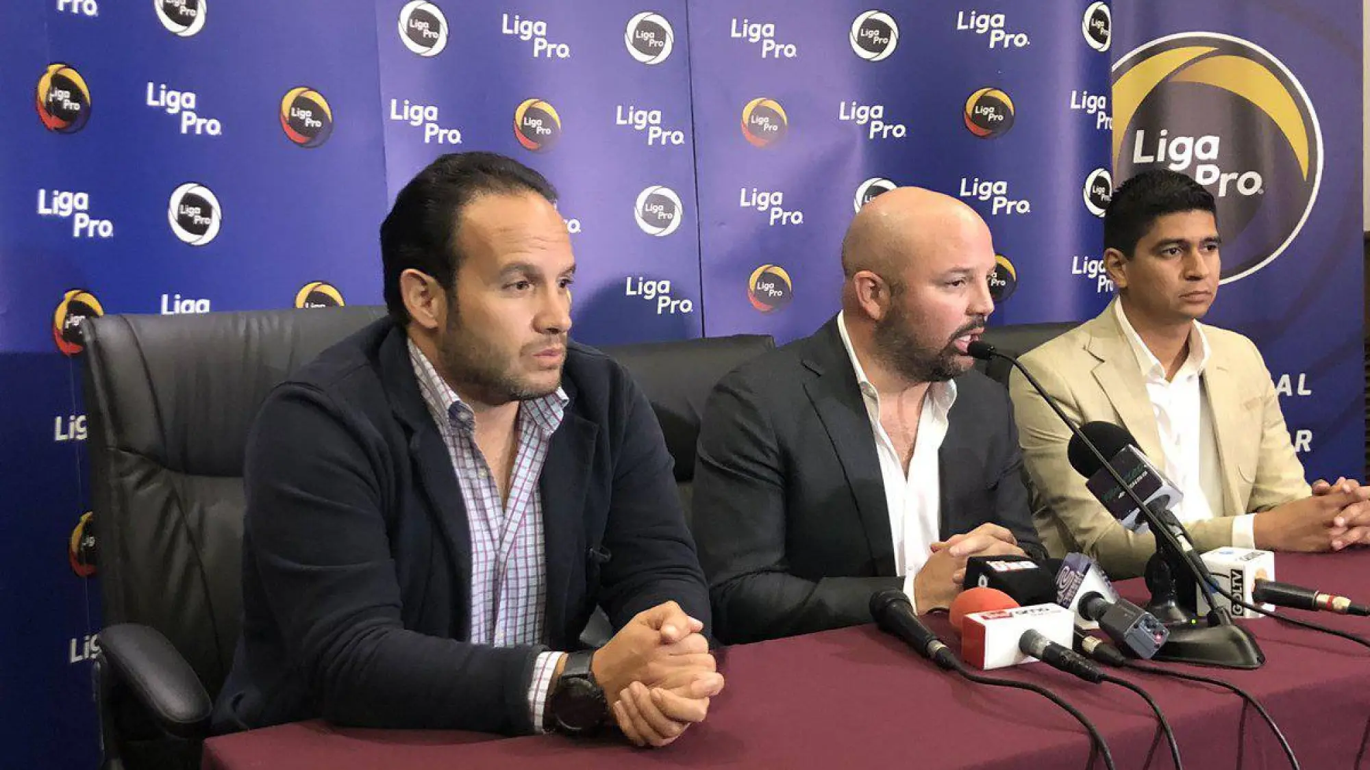 Francisco Egas - Miguel Ángel Loor, Redes