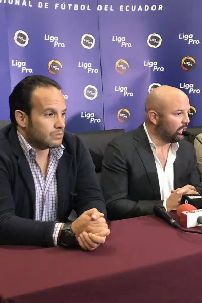 FEF descarta quitar torneo a LigaPro ahora, pero el Congreso de clubes definirá su continuidad en 2028