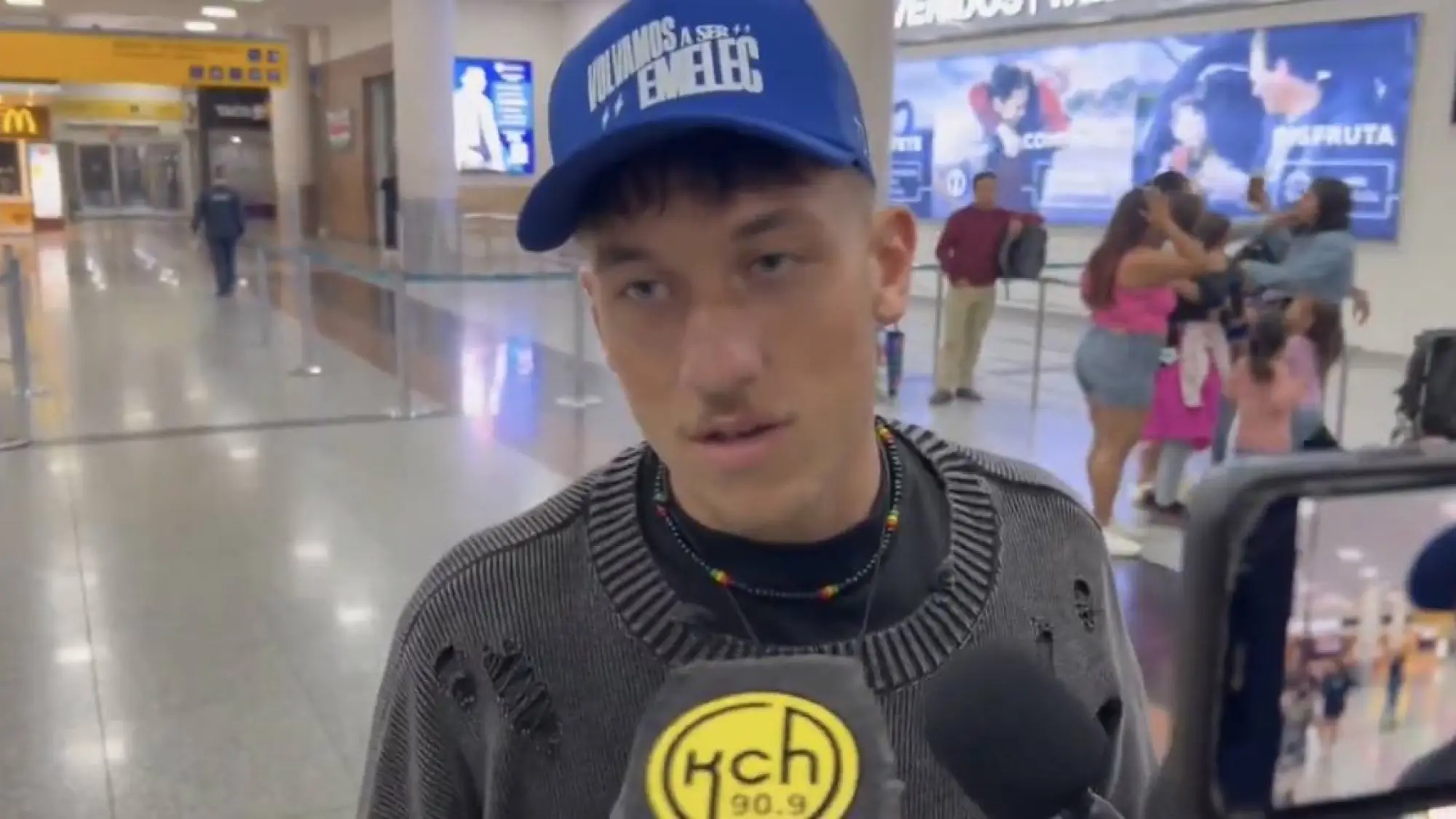 Luca Klimowicz , Redes